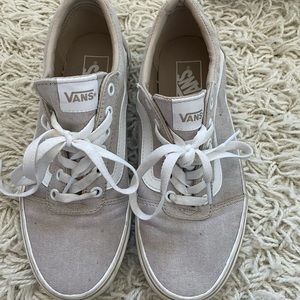 VANS WARD LO SNEAKER - WOMEN'S Size 8.5- Like New